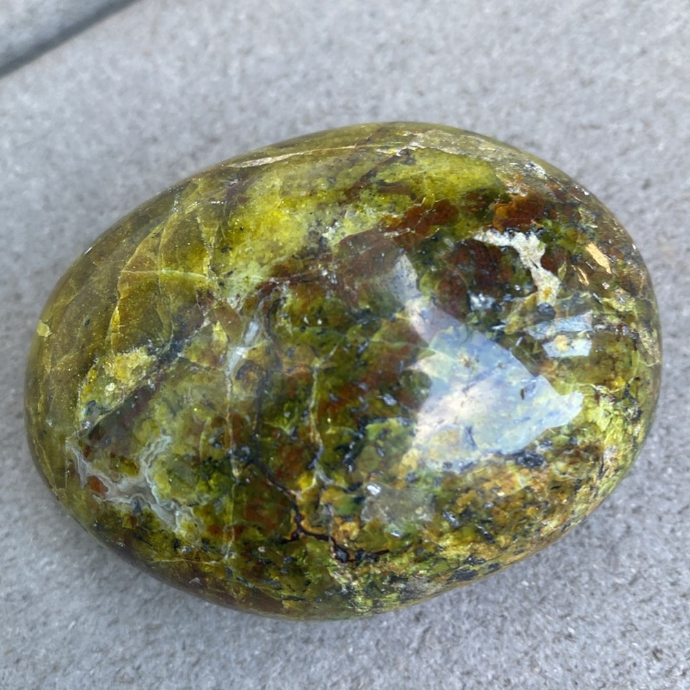 Green Opal Palm stone